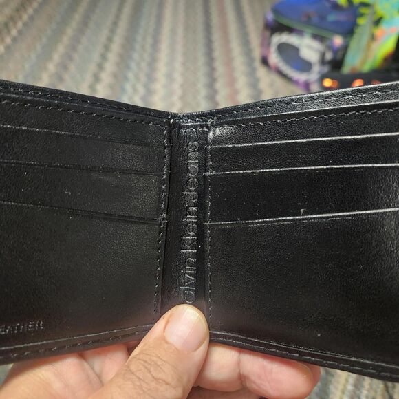 Calvin-klein Men's Black Wallet-purses - Picture 2 of 3